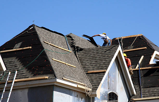 Best Roof Gutter Cleaning  in Jnstown, OH